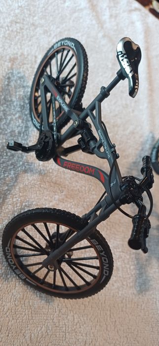 Machete MTB  1/10