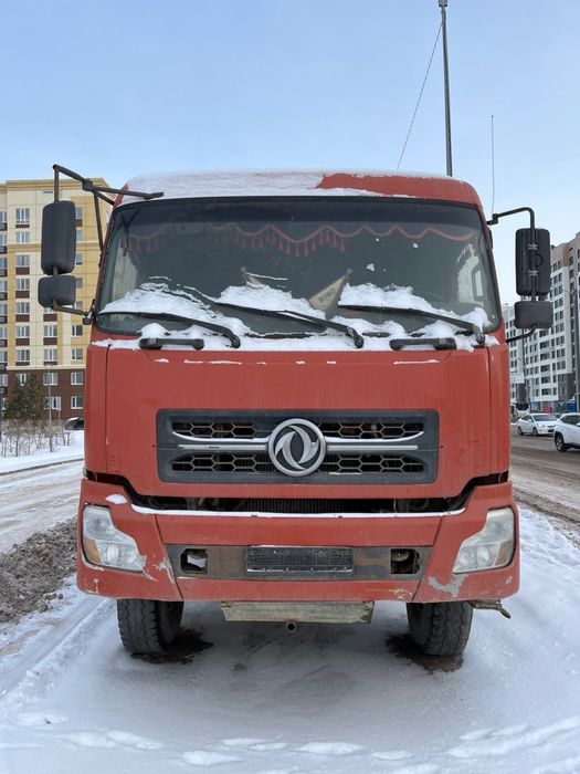 Самосвал Донг фэнг