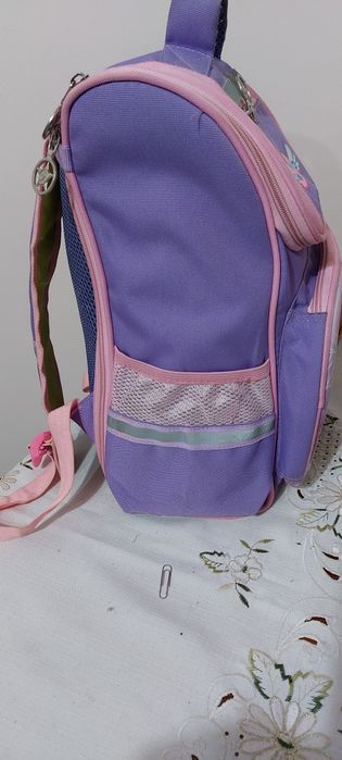 Продаю школьный ранец в хорошем состоянии. Вместительный.