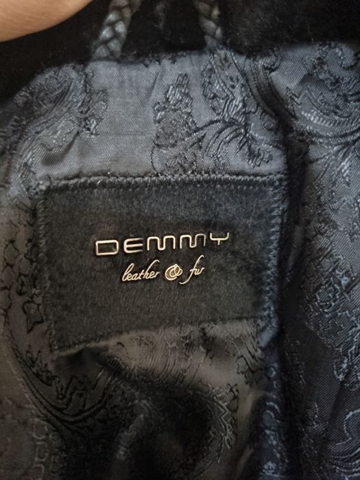 Продам Шубу мех кенгуру+норка