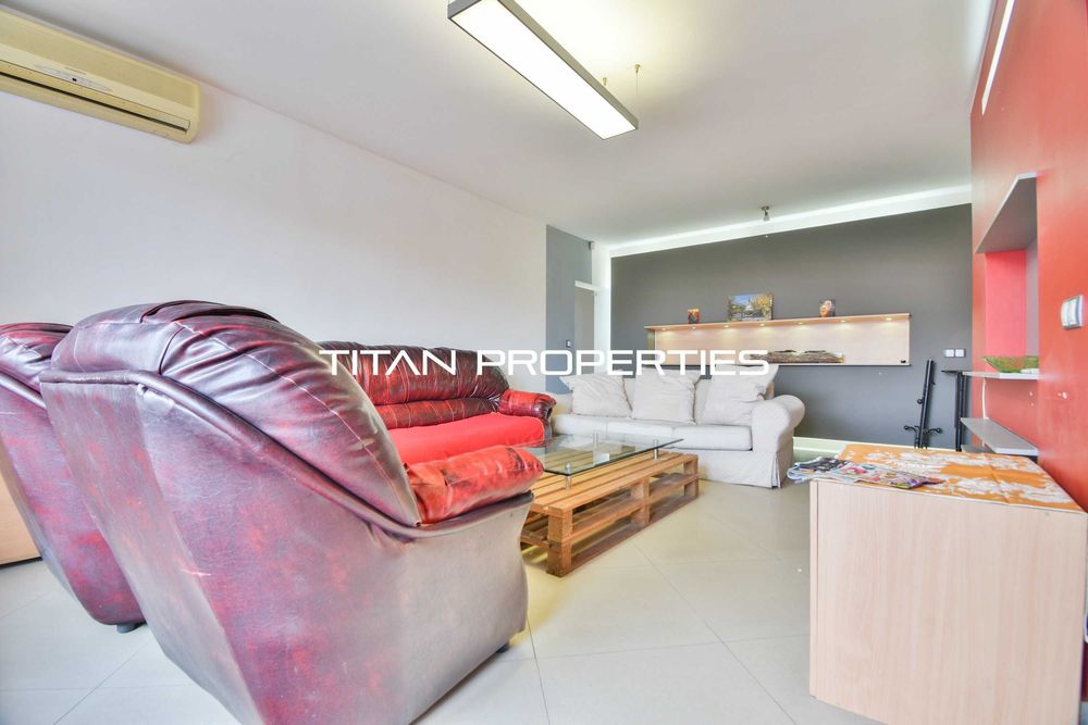 Дава се под наем Четиристаен апартамент в София, Дианабад - 162 кв.м за 799 € - Снимка #2