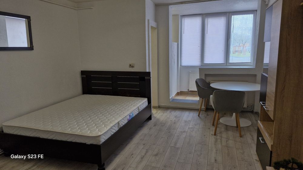 De inchiriat ap cu o camera pe termen lung!!!