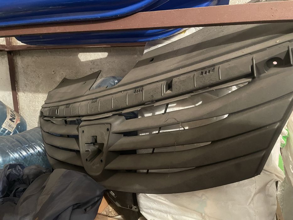 Маска Дачия Логан