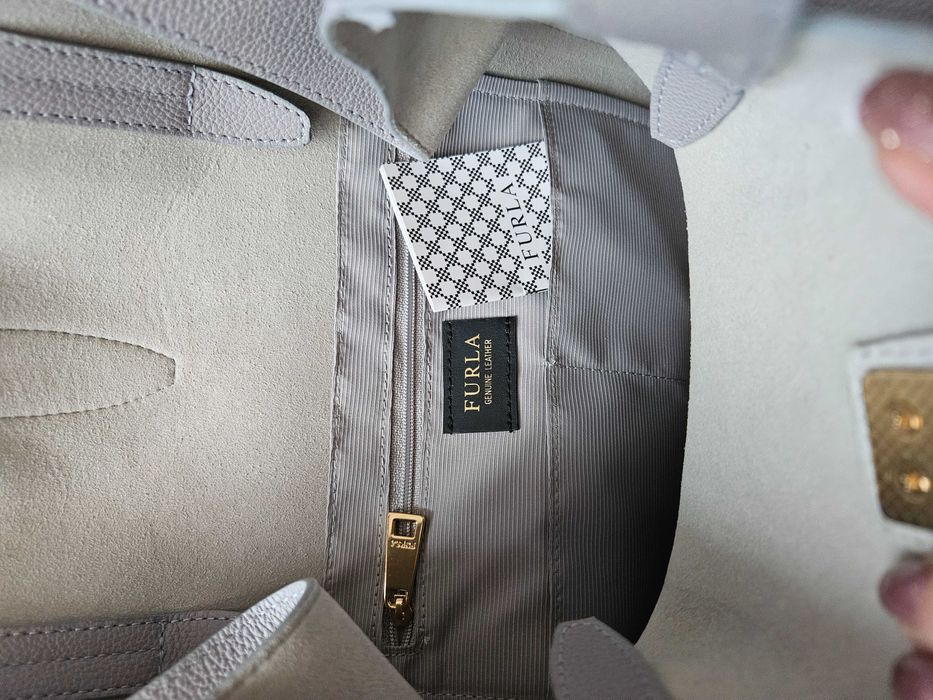 Дамска чанта Furla, net, сива