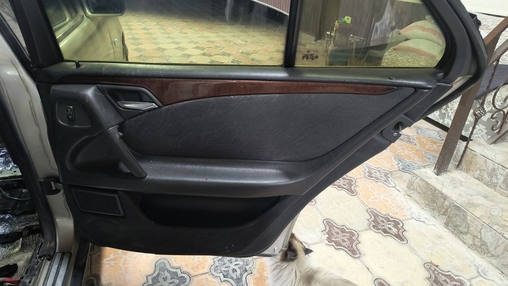 Мерседес 210 кузов лупарик