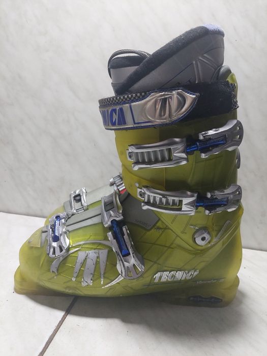 Clapari ski schi Tecnica mondo 28-28,5 corespunde mărimii 43