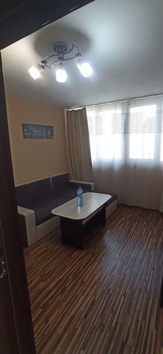 Двустаен апартамент