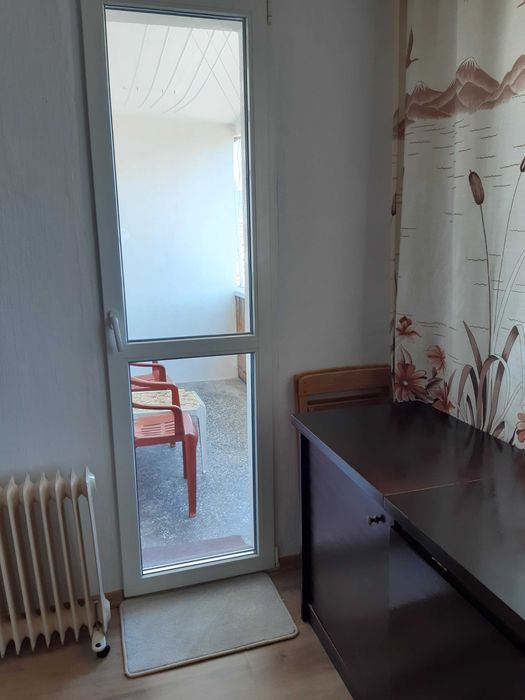 Дава се под наем  в Варна, Цветен квартал - 12 кв.м за 193.8 € - Снимка #2