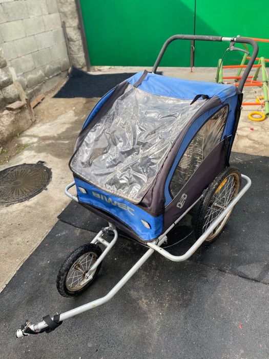 Продам коляску для детей на велосипед