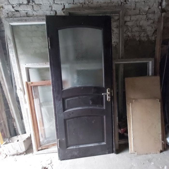 Продам деревянные двери