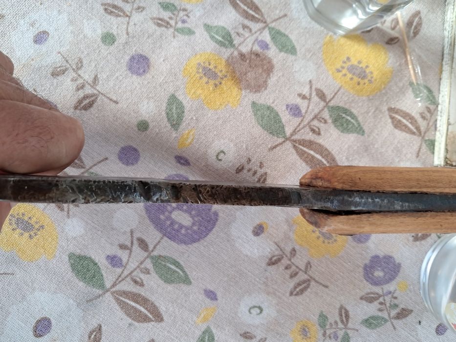 Продавам стар кован сатър режещата част 140мм шир.75мм