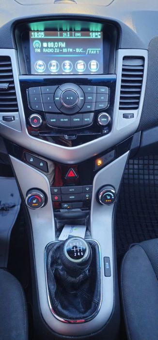 CHEVROLET Cruze 2012 — imagine 4
