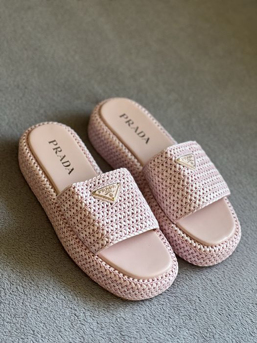 Prada Дамски чехли розови