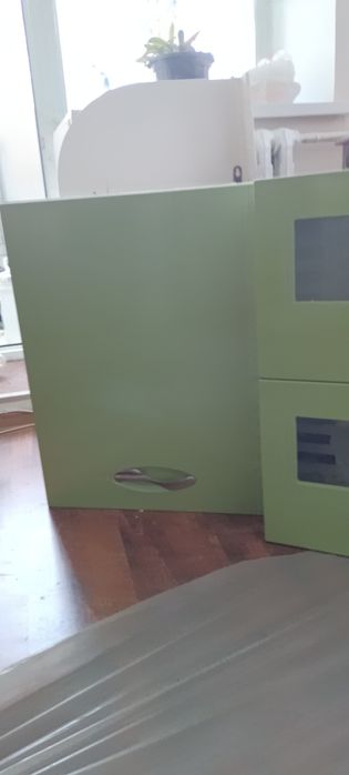 Продаю кухонный гарнитур