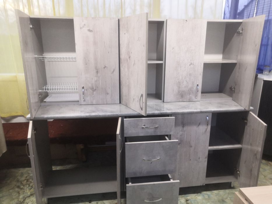 Продам кухонный гарнитур