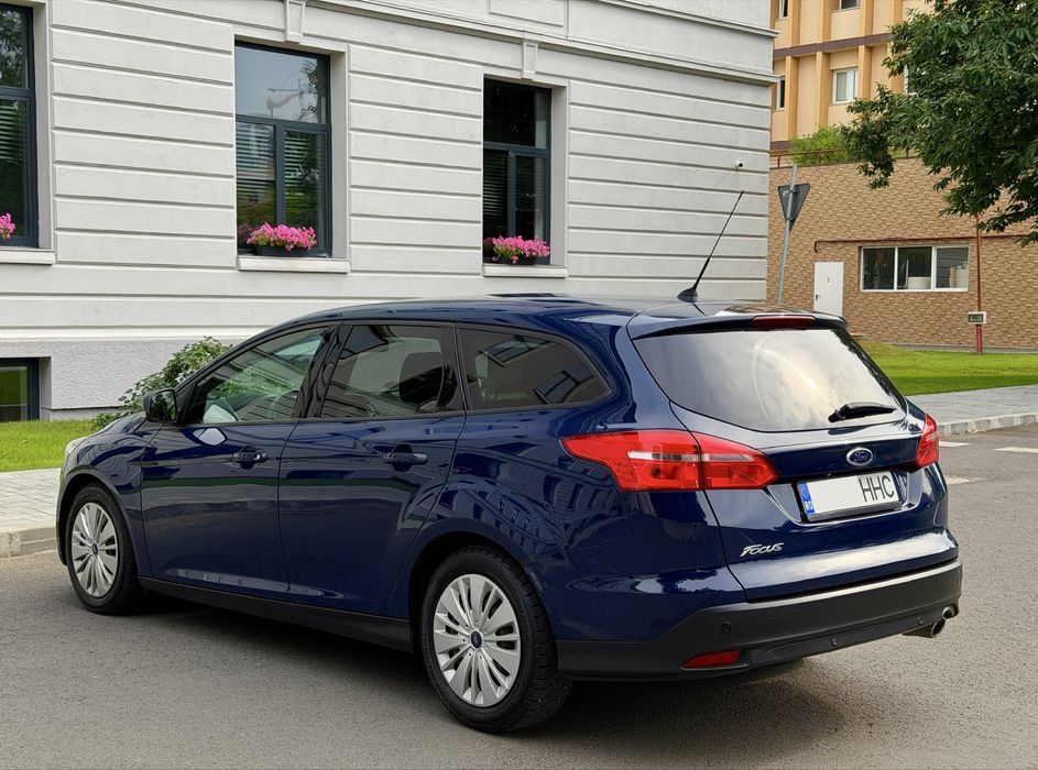 FORD Focus 2015 — imagine 4