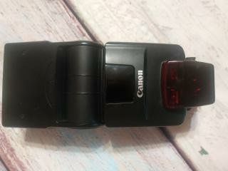 Фотовспышка canon