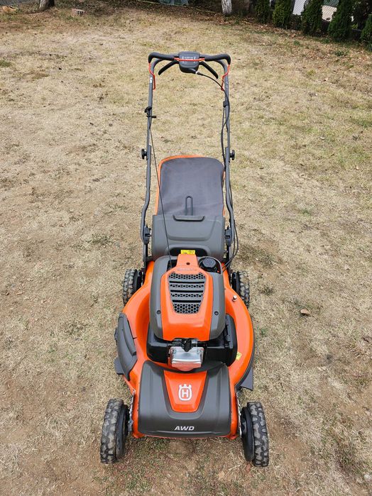 4х4 СамоХодна Косачка HUSQVARNA  .Honda. Като НОВА