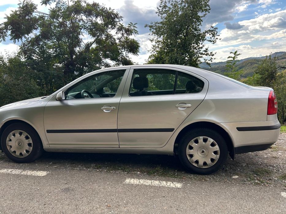 Vând Skoda Octavia 2