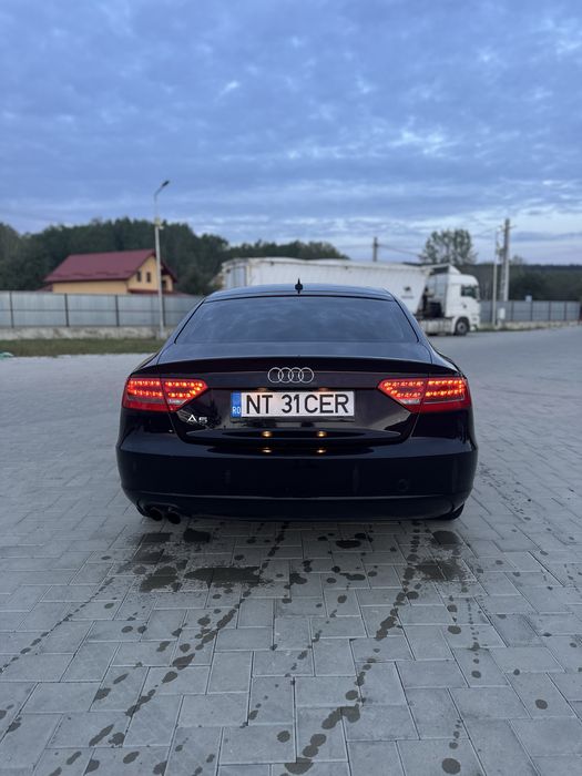 Audi A5 2012 2.0 TDI 143 CP Automatic