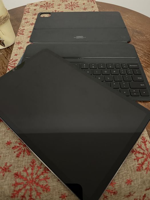 Tableta Xiaomi Pad 5 + Smart Magnetic Keyboard