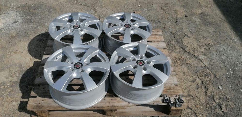 17 цола 5 х 114,3 мм Нисан / Рено / Дачия - 7,5 Инча / ЕТ 40