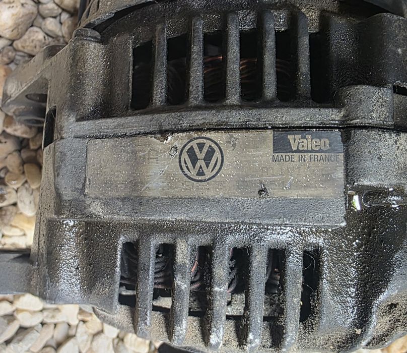 Alternator Audi a4 b6/Skoda Superb 1 / Passat B5.5