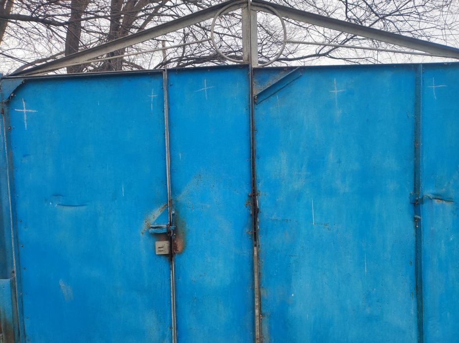 Продам ворота б/у