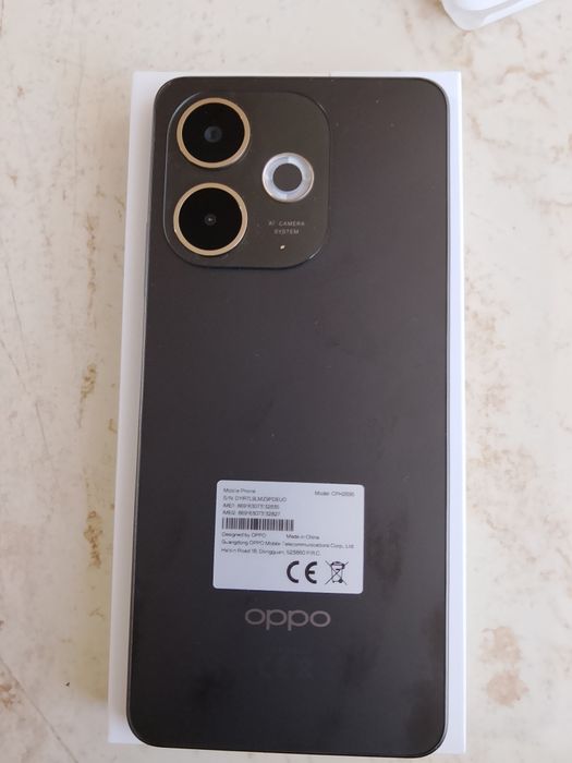 Vând OPPO A5 Pro 5G
