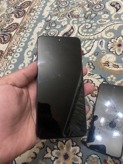 Продам 2 телефона redmi note 11