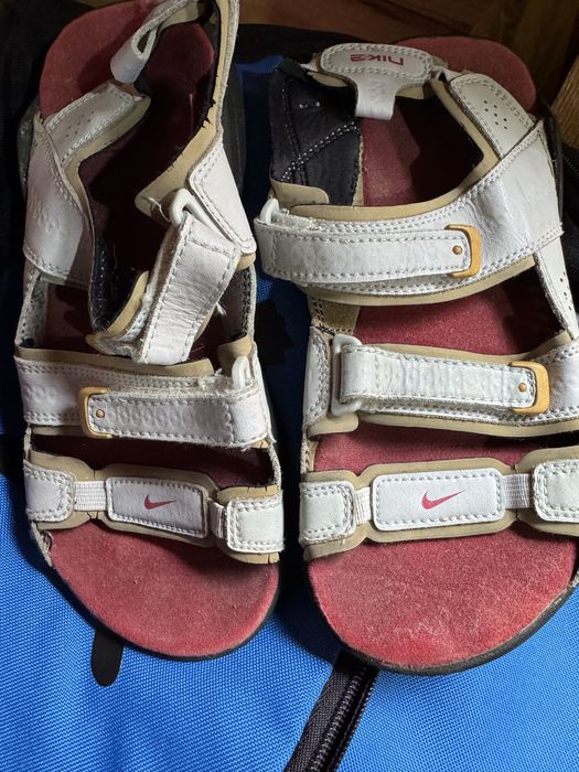 Vand sandale nike