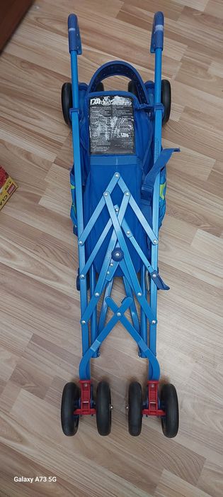 Детская коляска.