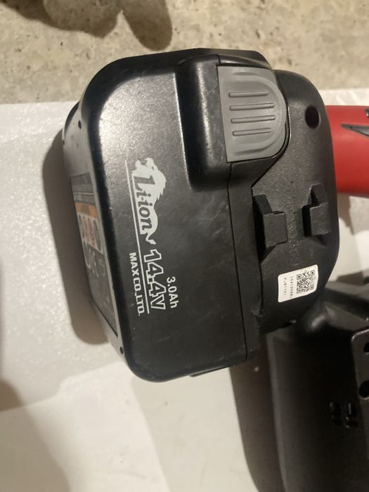 Masina de insurubat Max PJCD 5551 14,4V