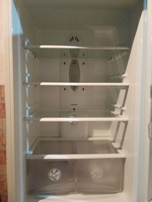 Продам холодильник LG