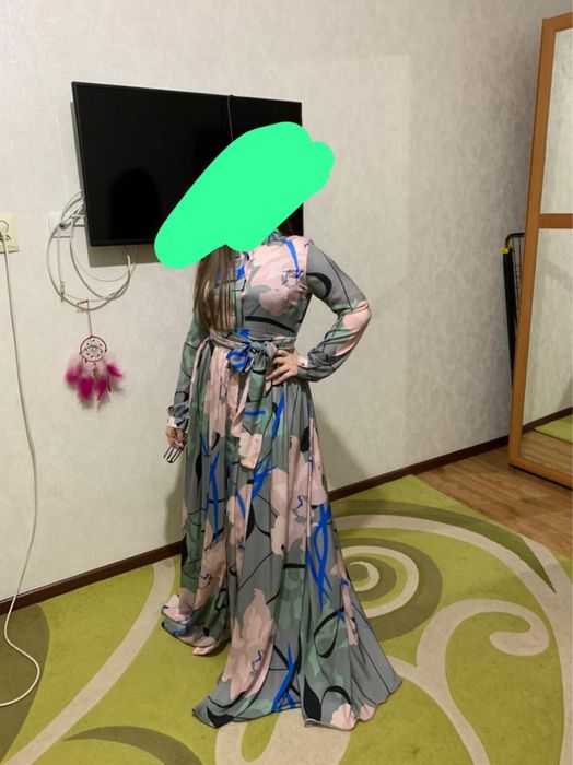 Продам платье шелковокое