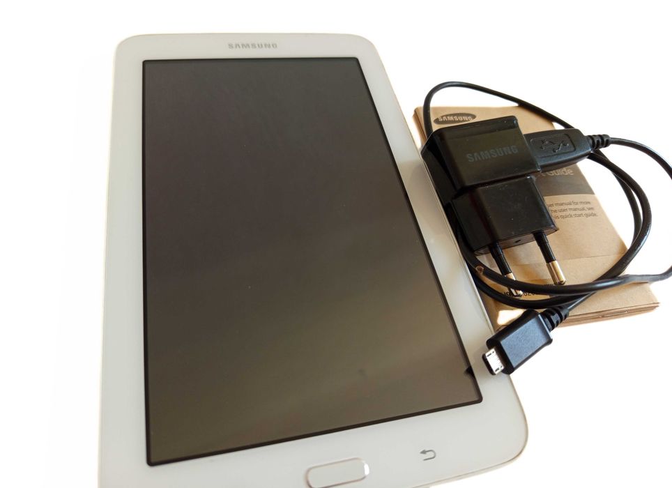 Таблет Samsung Galaxy Tab 3 Lite 7.0 (SM-T110) 8GB