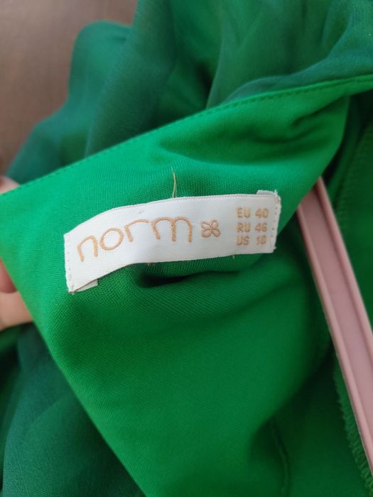 Продам платья Турция