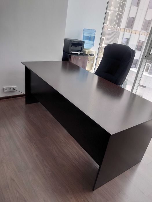 Продам бу офисную мебель