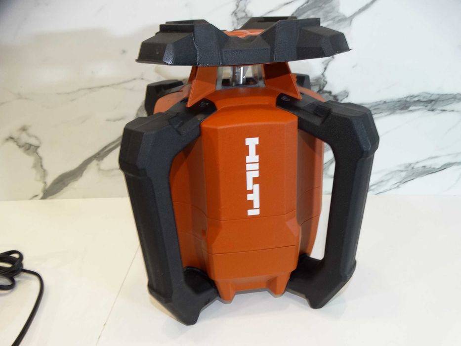 2025 - Hilti PR 40 - 22 / Nuron - Ротационен лазерен нивелир