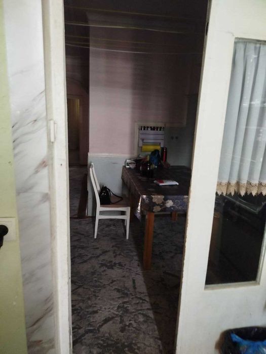 Продается квартира в Яшнабадском районе Тузель 4-х комнат 4-этаже 98м2