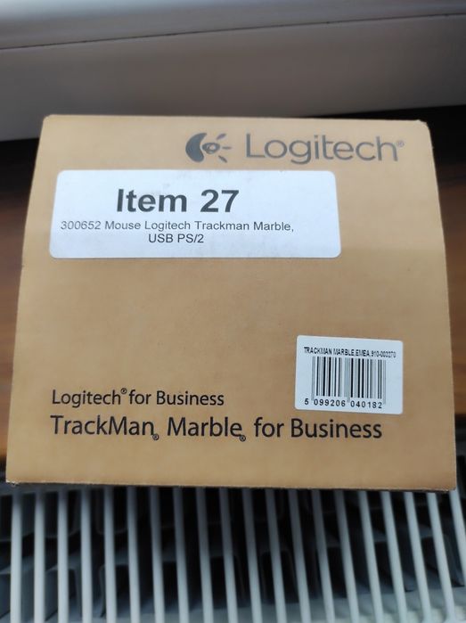 Vând mouse Logitech Trackman Marble