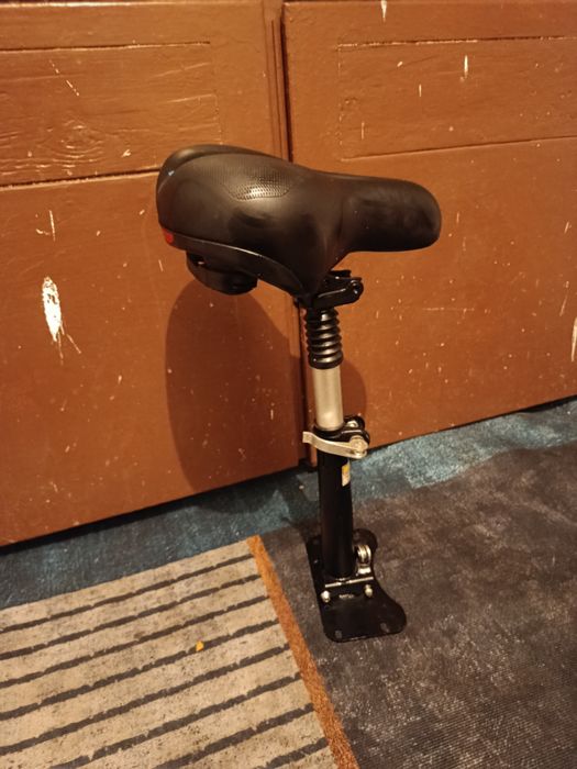 Сиденье для электросамоката