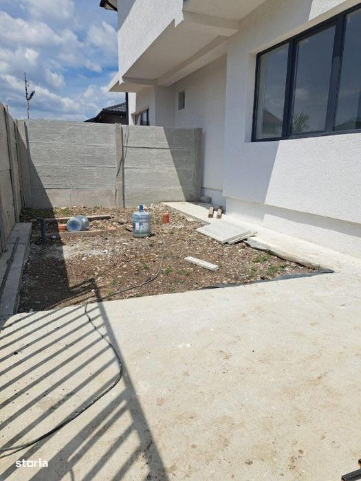 Duplex modern / Bragadiru,str.Celofibrei / Strada privata
