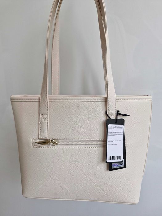 Чисто нова бежова чанта с етикет