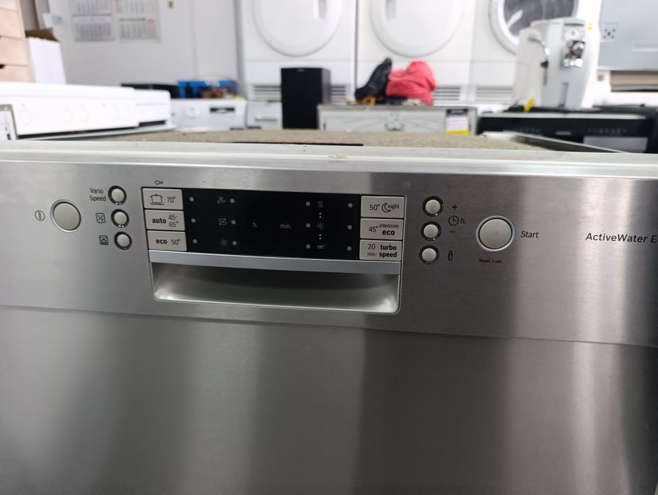 Съдомиялна машина BOSCH Active Water Eco