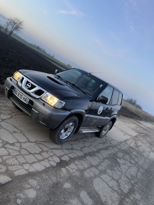 Vand Nissan terraro 2