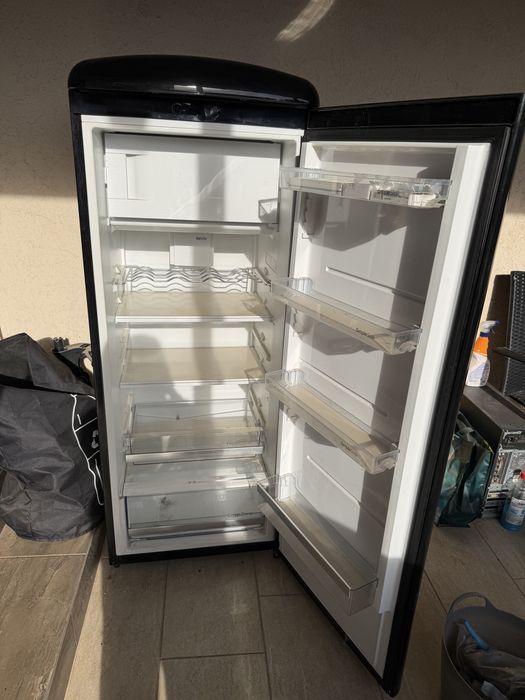 Frigider Gorenje retro