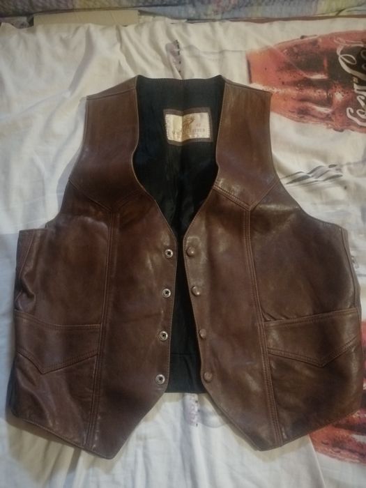 Haine piele toate la un preț