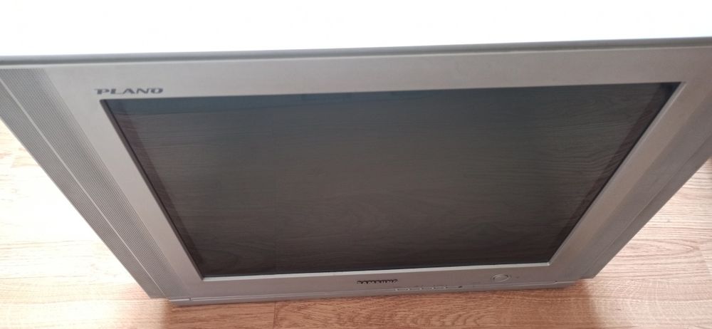 Телевизор Samsung Plano CZ-21M63N