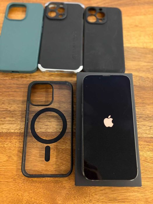 Iphone 13 pro - Перфектен, 100% батерия - оригинална
